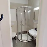 Charming 1-bedroom In The Vibrant Eaux-vives District Ja9-2 Apartment Geneva