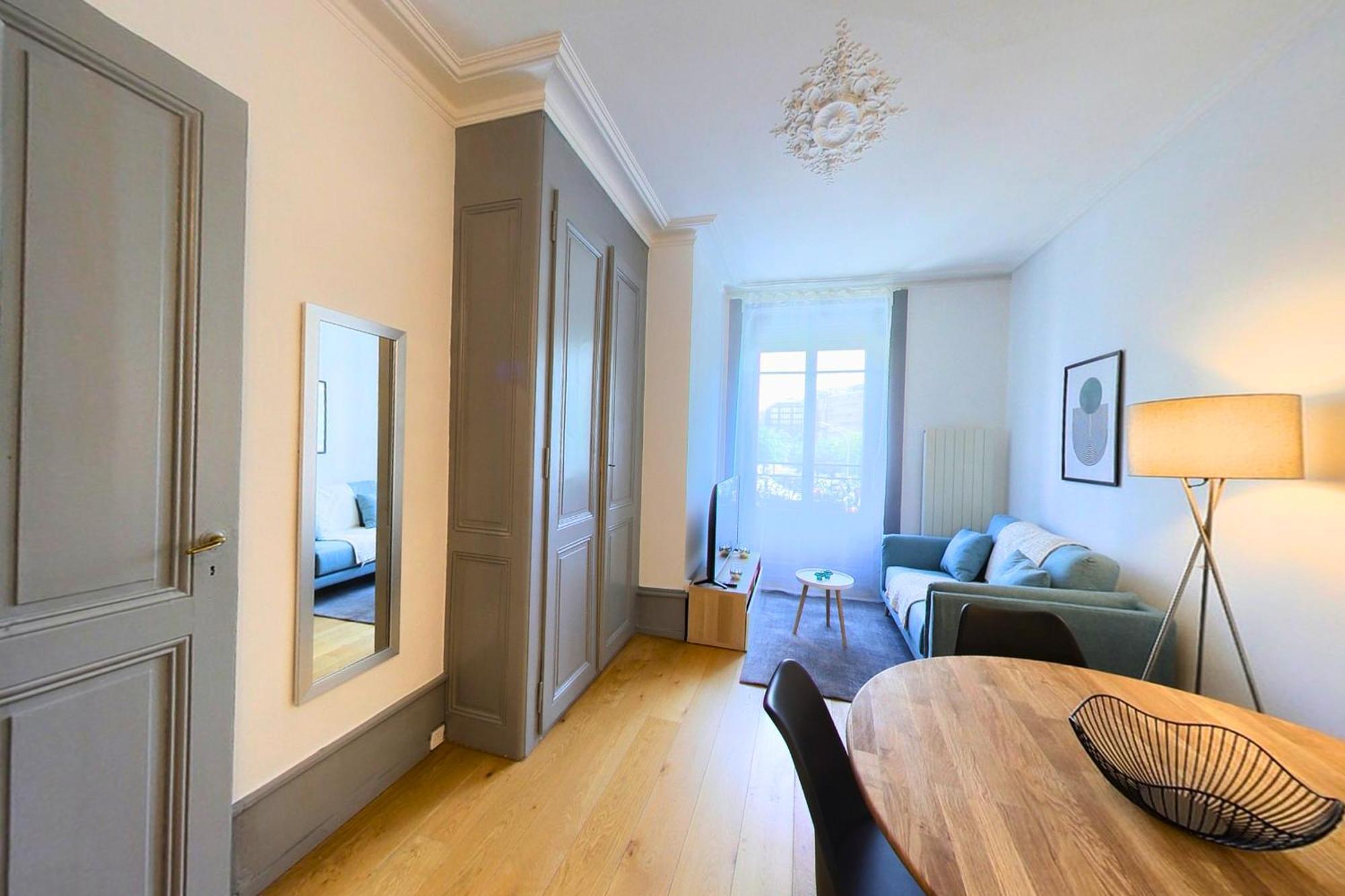 Appartement Charming 1-bedroom In The Vibrant Eaux-vives District Ja9-2 *