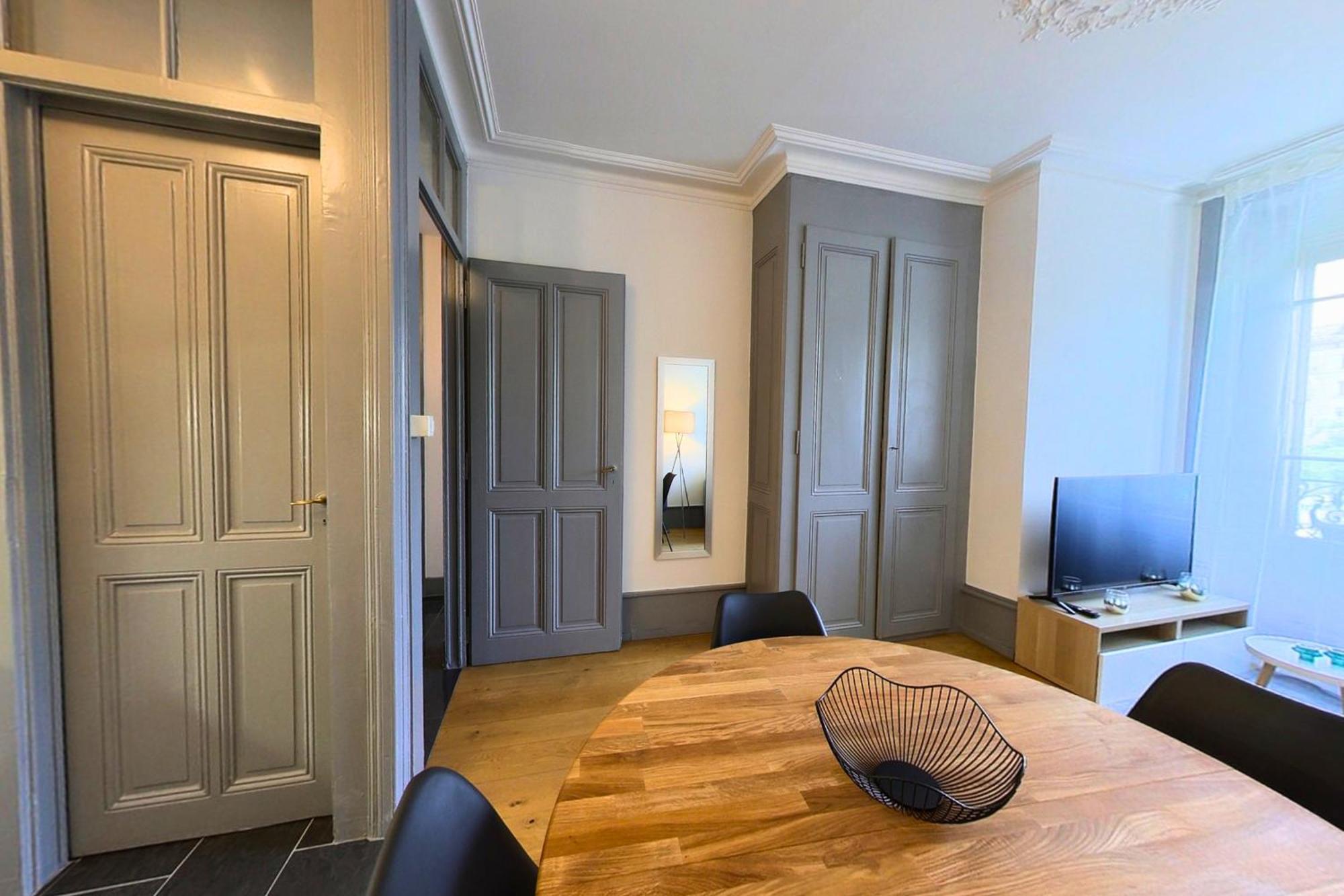 Charming 1-bedroom In The Vibrant Eaux-vives District Ja9-2 Appartement Genève